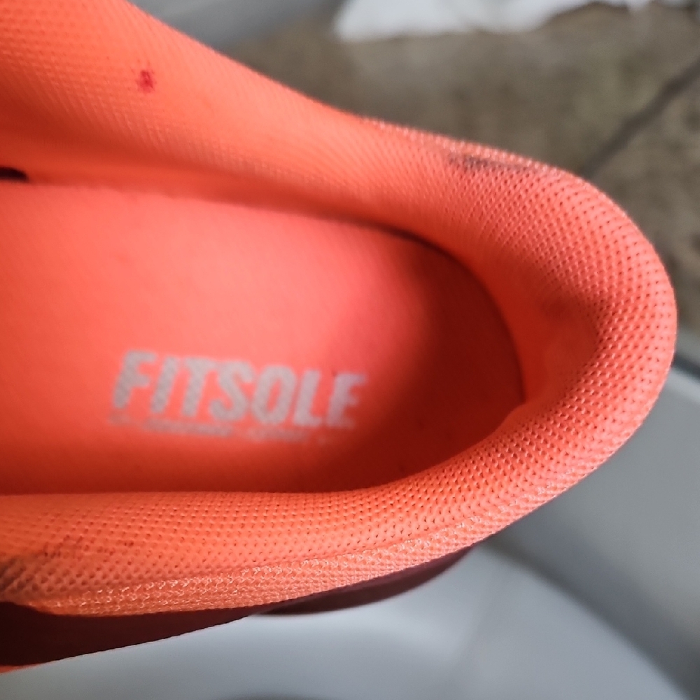 Nike Flex Run Athletic Shoes - Picture 4 of 10